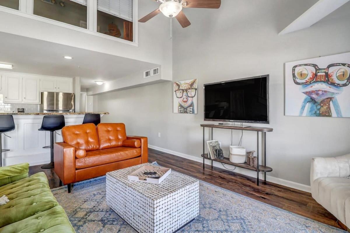 Eagle'S Landing Loft-Downtown Above Bull & Barrel Apartment Стейтсбъро Екстериор снимка